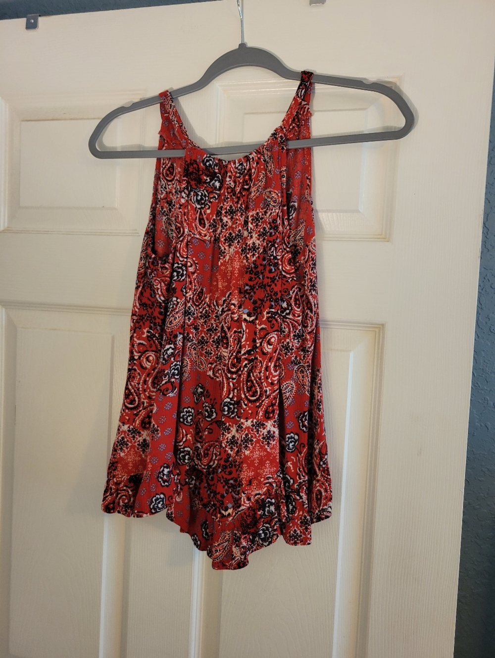 Maurices Red, White, Blue Paisley Halter Top w Ruffle Detail Women's Size Small